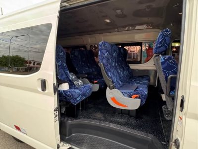 HIACE (5)